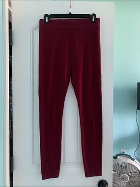 Ann Taylor Loft Lou & Grey Maroon Leggings M Medium